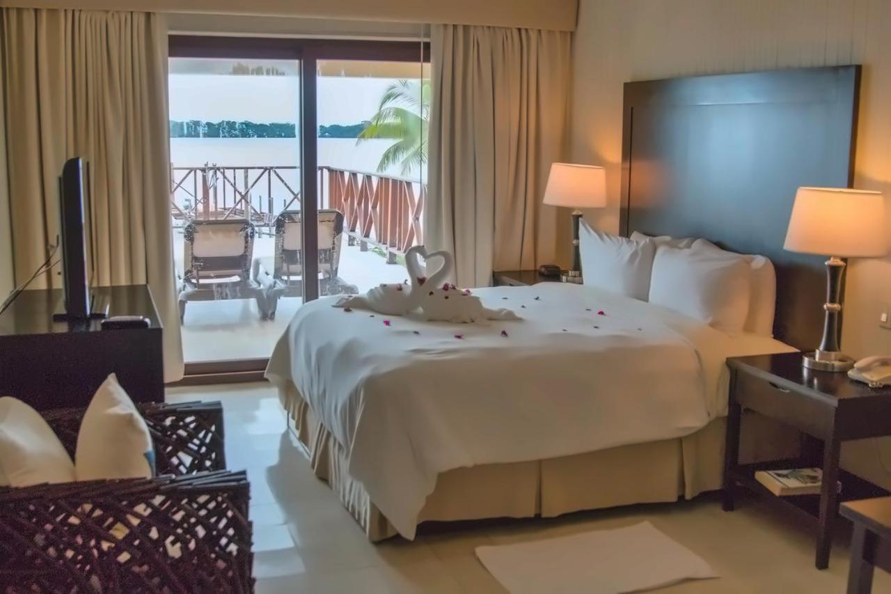 Playa Tortuga Hotel And Beach Resort Бокас Екстер'єр фото