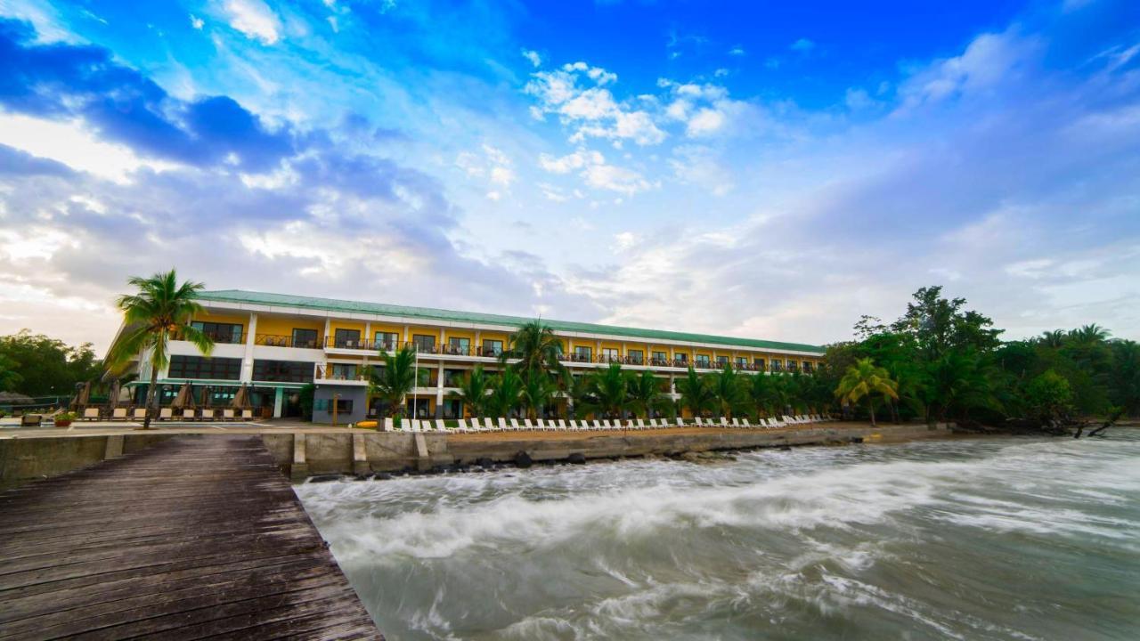 Playa Tortuga Hotel And Beach Resort Бокас Екстер'єр фото