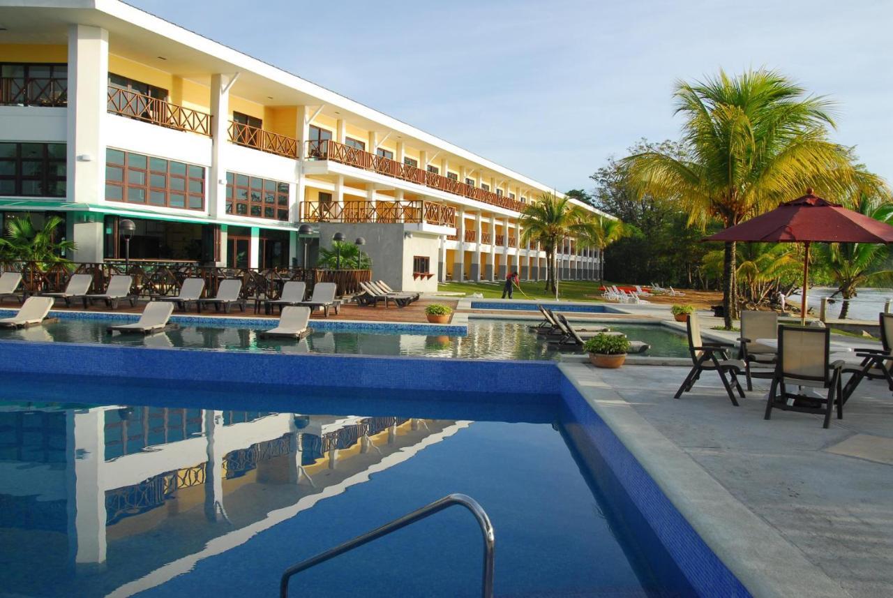 Playa Tortuga Hotel And Beach Resort Бокас Екстер'єр фото